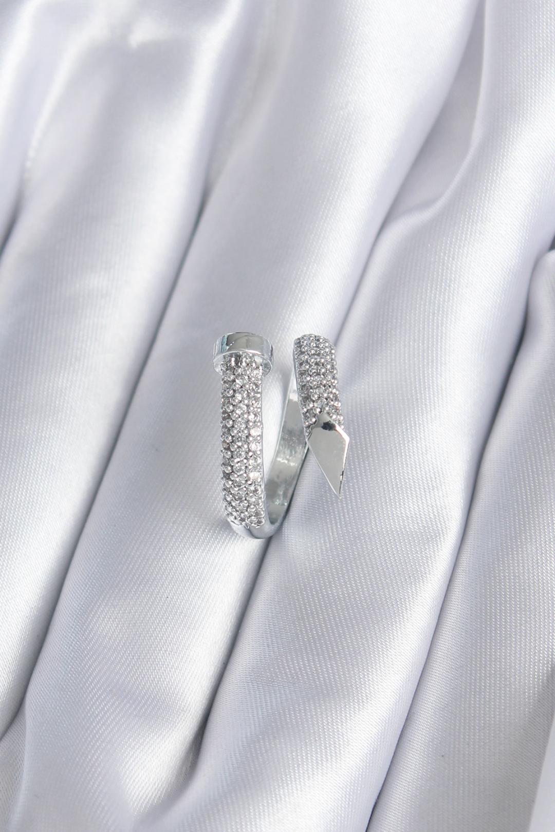 Glam Spike Silver Yüzük