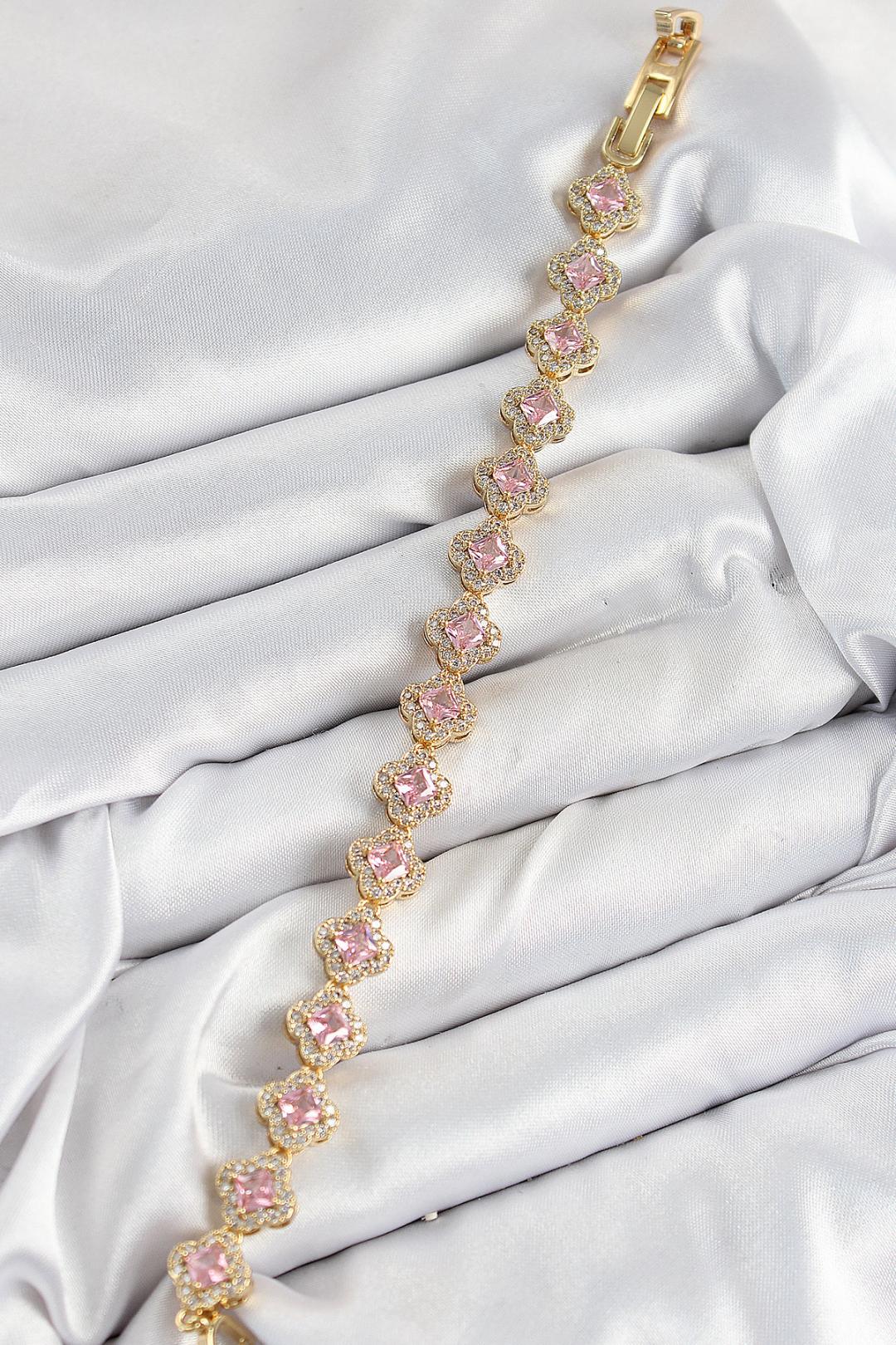 Rosé Blossom Kare Taşlı Bilezik