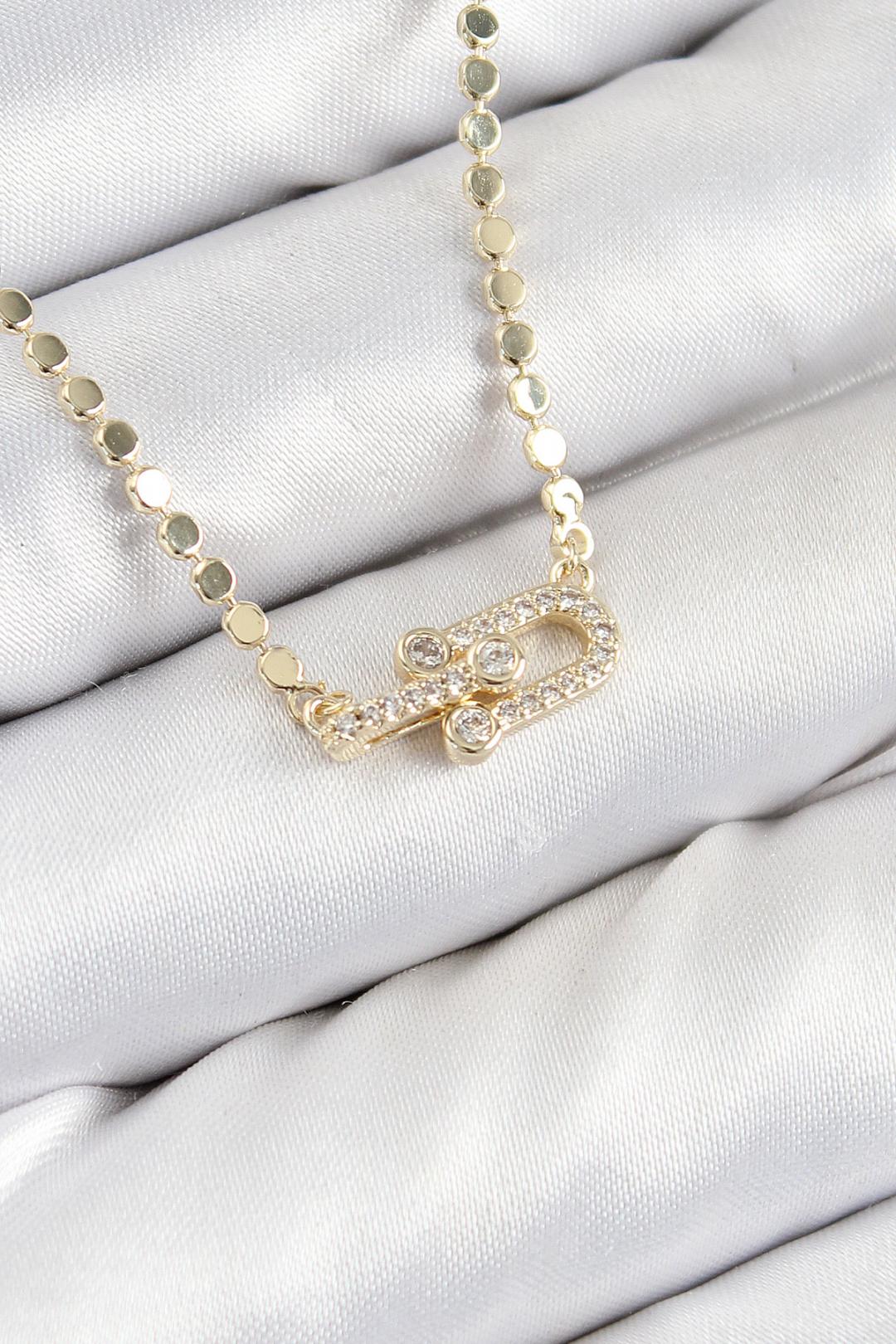 Linked Elegance Altın Kolye