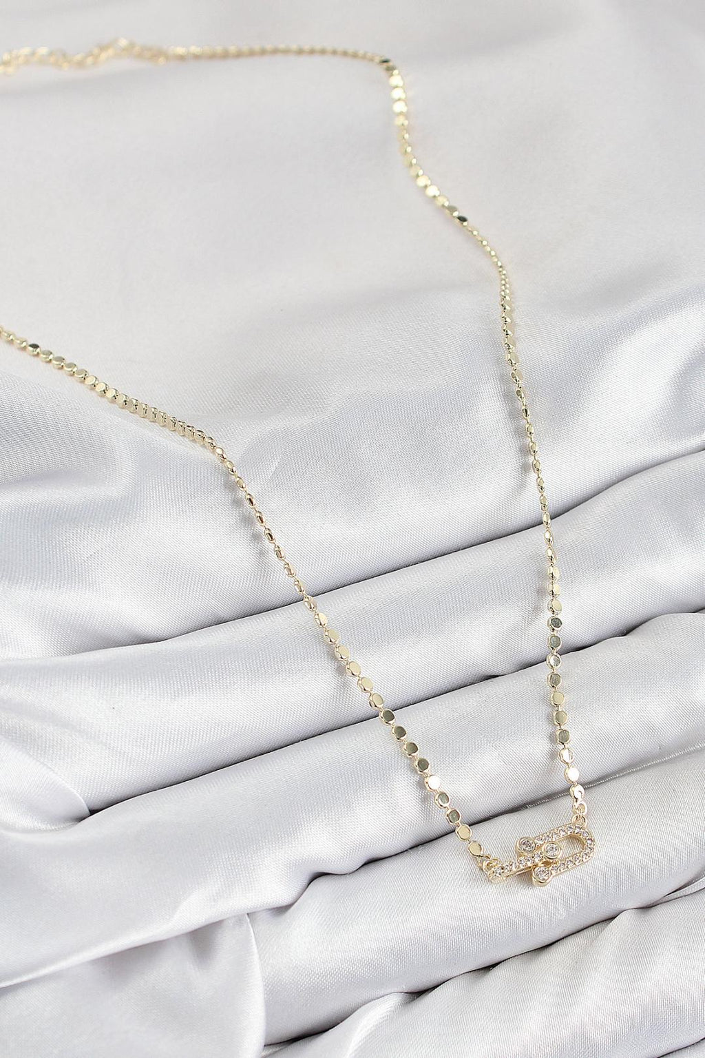 Linked Elegance Altın Kolye